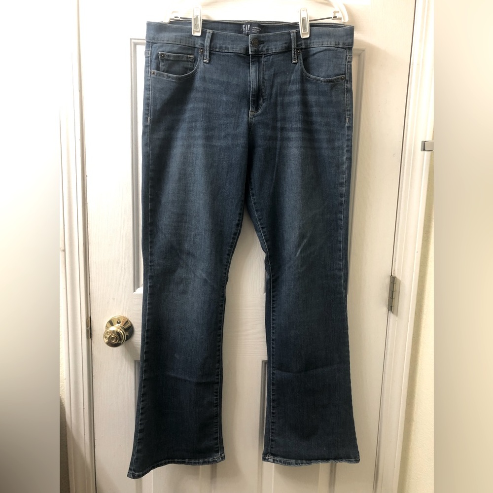 GAP Perfect Boot Cut Women’s Jeans Sz 32
